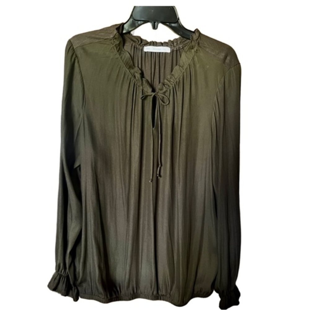 Romantic Poet Style Tie Front Pleated Blouse